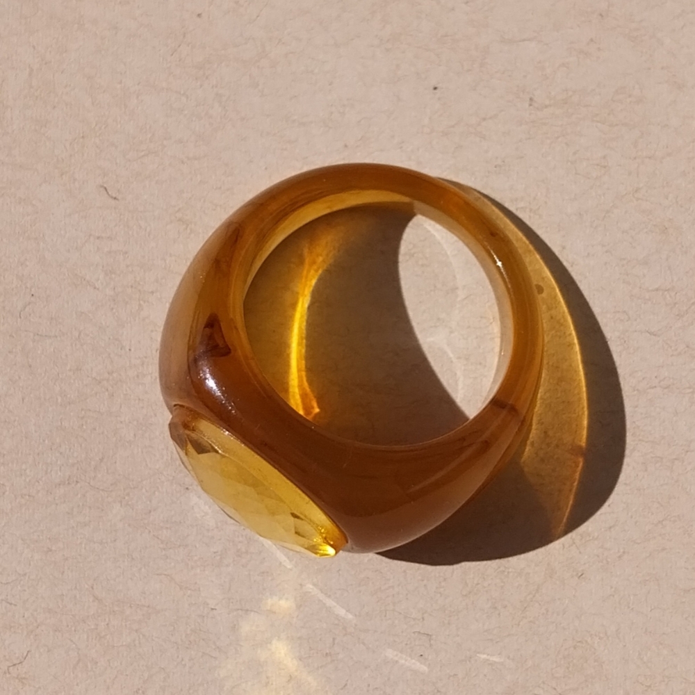 Amber Women's Ring - Picture 6 of 11